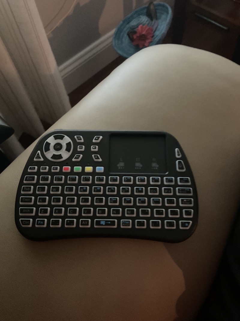 vSeeBox customer review photo — Mini Wireless Keyboard with Touchpad